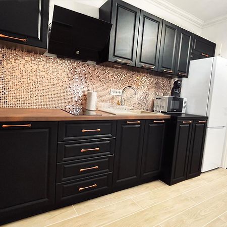Rv Premium Apartments Arad Buitenkant foto