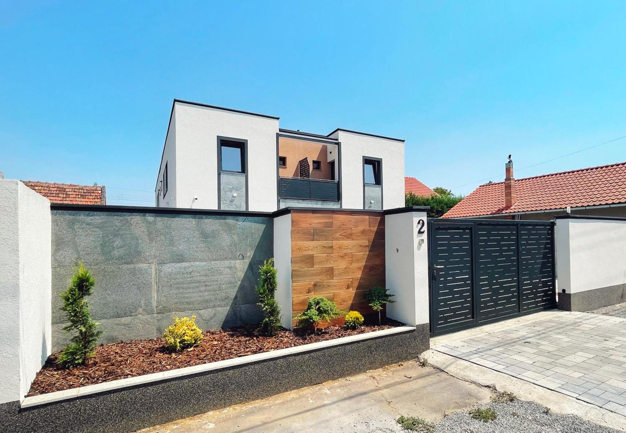 Rv Premium Apartments Arad Buitenkant foto